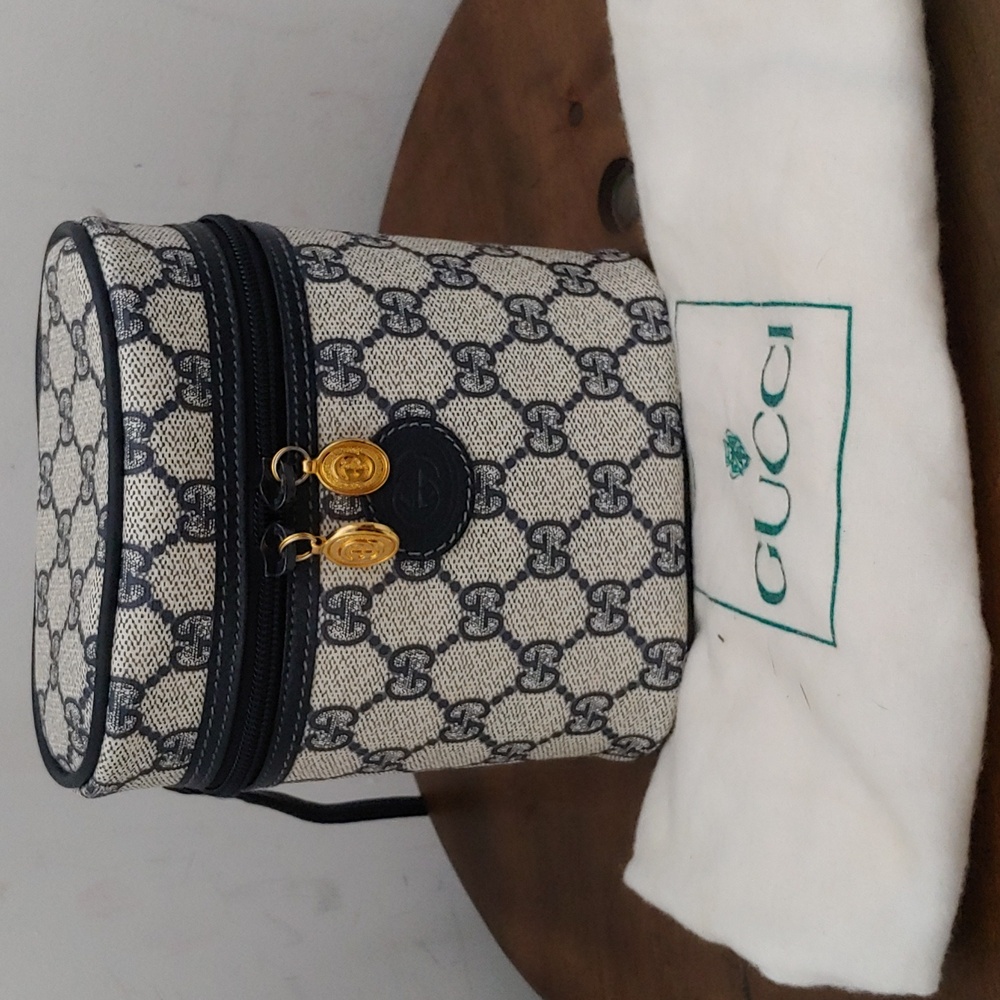 Authentic Vintage Gucci Interlocking GG Monogram Supreme Canteen Binocular Bag